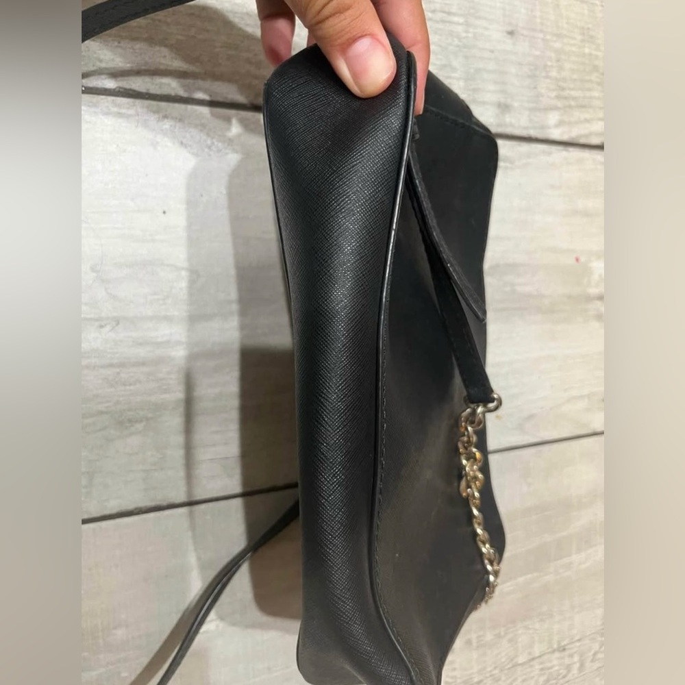 Michael kors crossbody - Picture 4 of 7